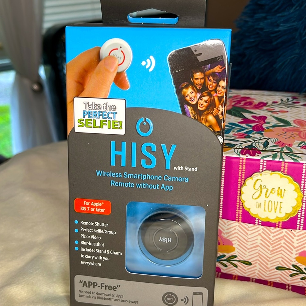 π« 3/$25 β Wireless Smartphone Camera Remote| IOS 7 or Later| Black - Picture 1 of 7